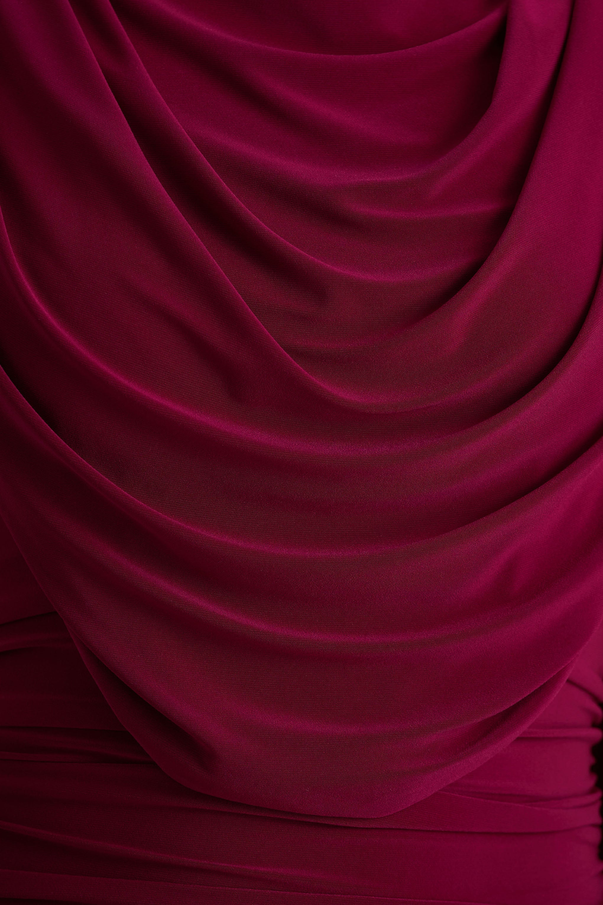 Wanderer | Burgundy Crew-Neck Midi Dress With Draped and Ruched Detailing